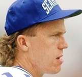 Illustration for article titled The Bottom 100: The Worst Players In NFL History (Part 1)